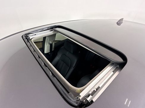 New 2026 Honda HR-V EX-L image 14