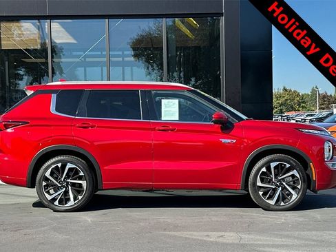 Used 2023 Mitsubishi Outlander SEL image 4