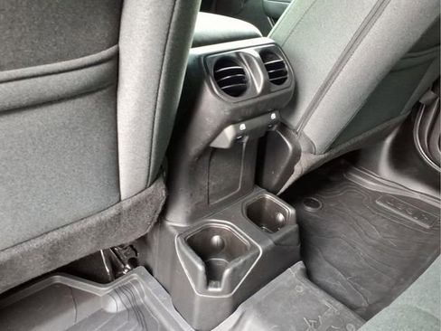 Used 2025 Jeep Wrangler Unlimited Sport image 14