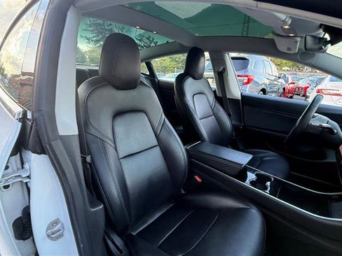 Used 2018 Tesla Model 3 Long Range image 8