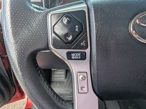 Used 2022 Toyota 4Runner SR5 AWD/4WD image 14
