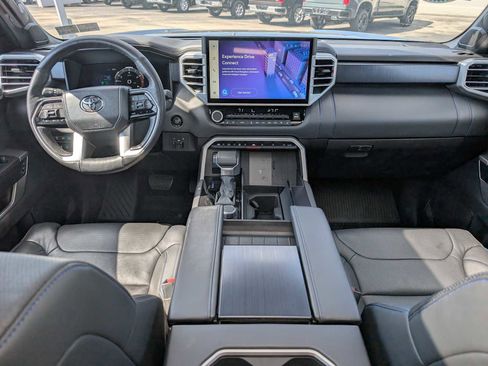 Used 2025 Toyota Tundra Platinum AWD/4WD image 13