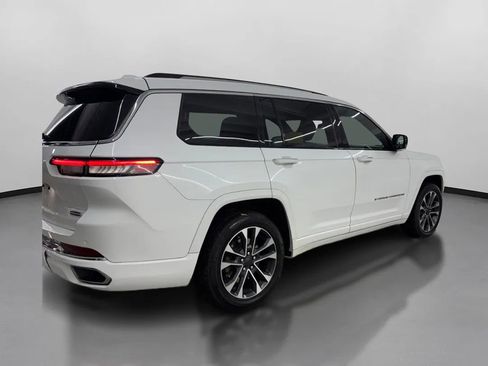 Used 2021 Jeep Grand Cherokee L Overland w/ Advanced Protech Group III AWD/4WD image 8