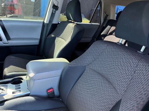 Used 2012 Toyota 4Runner SR5 AWD/4WD image 12