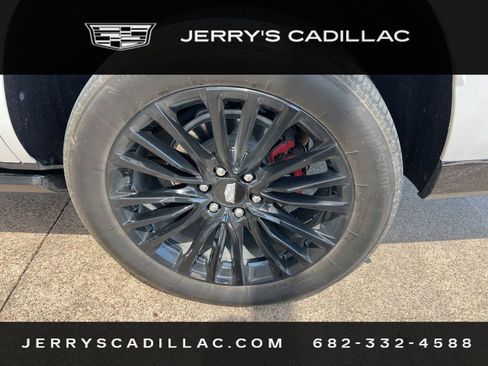 Used 2024 Cadillac Escalade V image 7