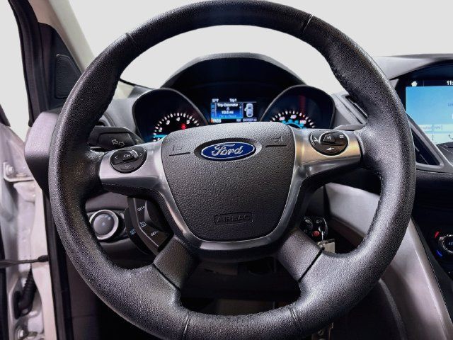 Used 2016 Ford Escape SE w/ SE Leather Comfort Package AWD/4WD image 12