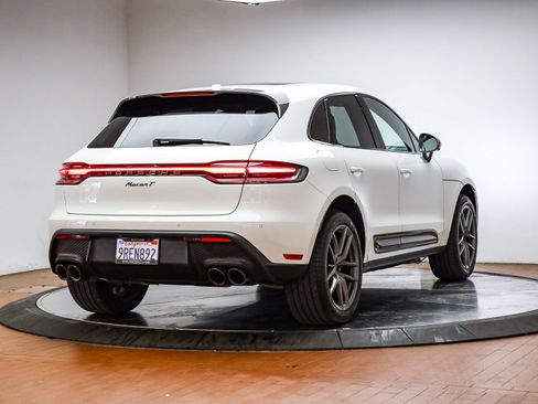 Used 2025 Porsche Macan Turbo image 6