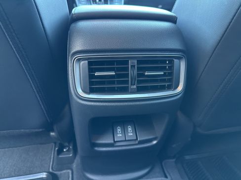 Used 2020 Honda CR-V Touring image 21