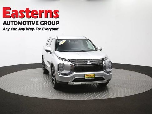 Used 2024 Mitsubishi Outlander SE FWD image 51