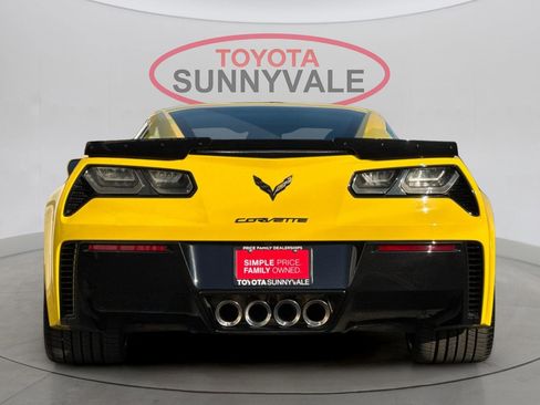 Used 2016 Chevrolet Corvette Z06 w/ 3LZ Preferred Equipment Group image 7