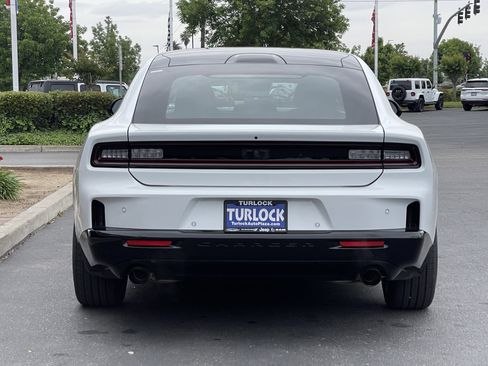 New 2026 Dodge Charger R/T AWD/4WD image 8
