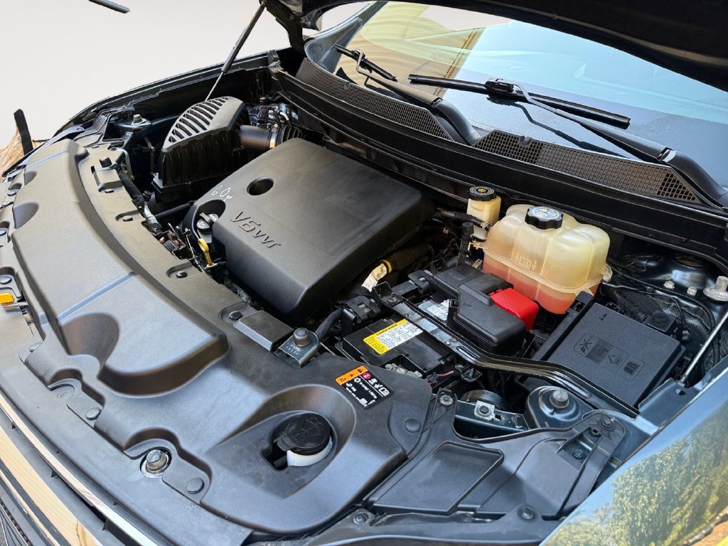 Used 2019 Chevrolet Traverse LT AWD/4WD image 26