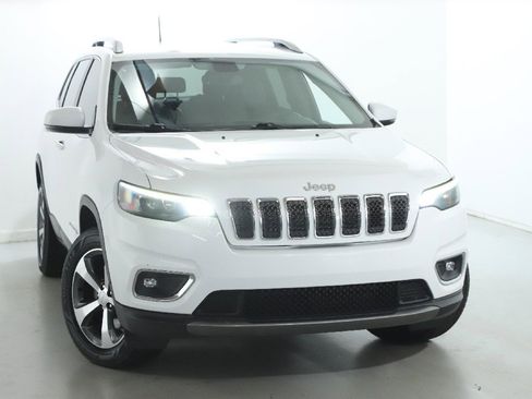 Used 2019 Jeep Cherokee Limited image 1