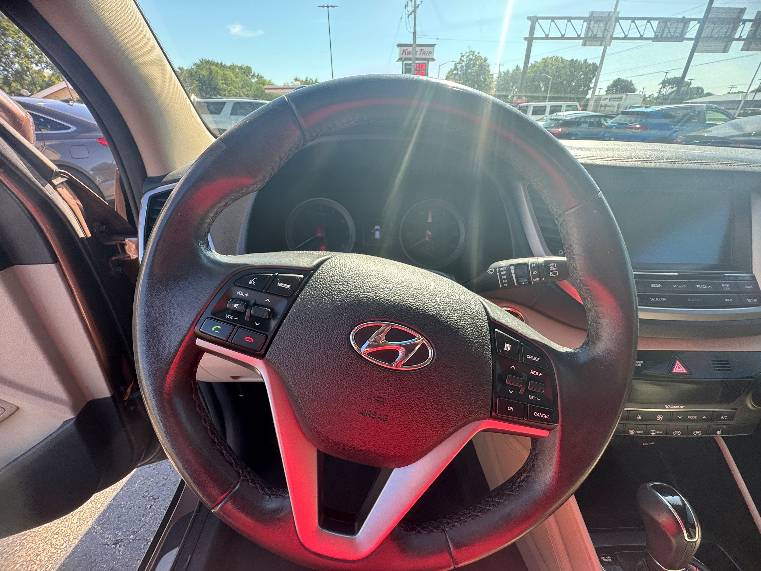 Used 2016 Hyundai Tucson Limited FWD image 8