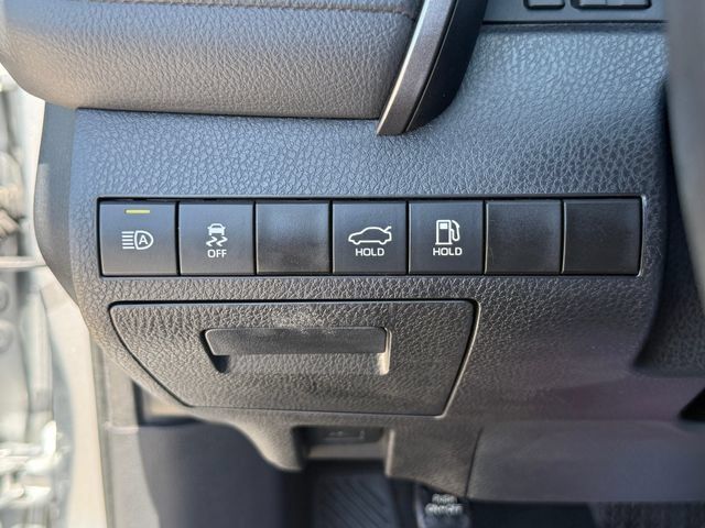 Used 2024 Toyota Camry SE FWD image 23