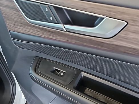 New 2026 Volkswagen Atlas SEL AWD/4WD image 12