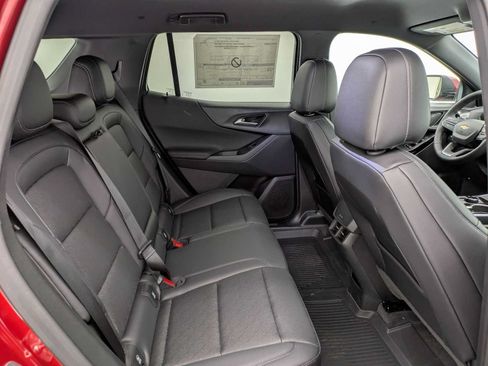 New 2026 Chevrolet Equinox LT w/ Convenience Package II AWD/4WD image 20