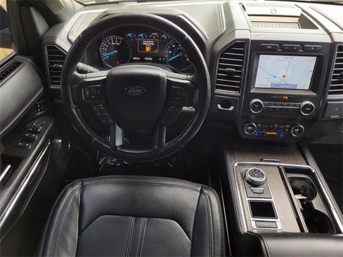 Used 2020 Ford Expedition Limited image 21