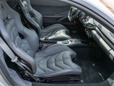 Used 2011 Ferrari 458 Italia Coupe image 60