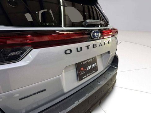 Used 2026 Subaru Outback Limited XT AWD/4WD image 14