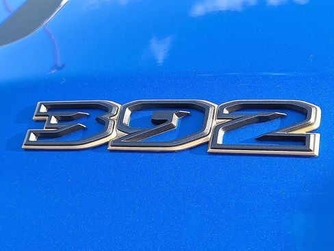 Used 2024 Jeep Wrangler Unlimited Rubicon 392 image 9