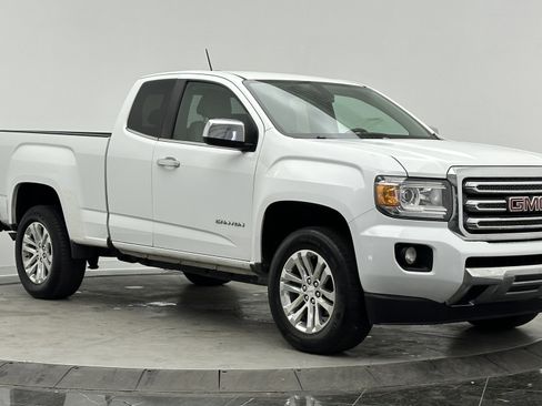 Used 2015 GMC Canyon SLT image 3