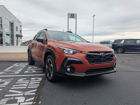 Certified 2025 Subaru Crosstrek 2.5i Limited w/ Popular Package #3A image 8