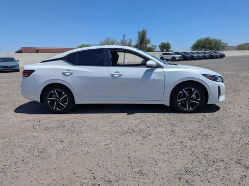 Certified 2025 Nissan Sentra SV w/ All-Weather Package FWD image 6