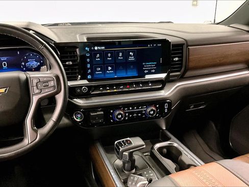 Used 2024 Chevrolet Silverado 1500 High Country w/ LPO, Dark Essentials Package AWD/4WD image 7