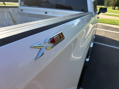 Used 2020 GMC Sierra 1500 SLT AWD/4WD image 6
