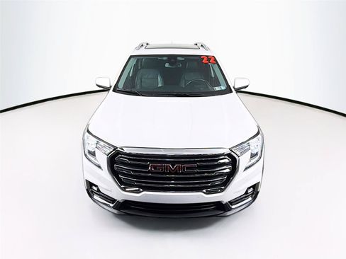 Used 2022 GMC Terrain SLT w/ Tech Package AWD/4WD image 13
