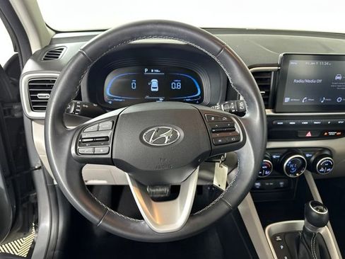 Certified 2023 Hyundai Venue SEL image 14