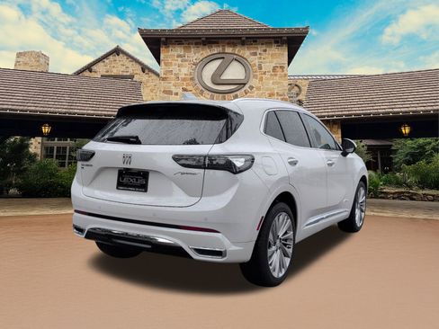 Used 2024 Buick Envision Avenir AWD/4WD image 2