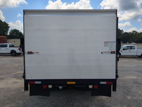 Used 2022 RAM 5500 Tradesman w/ Chrome Appearance Group RWD image 4
