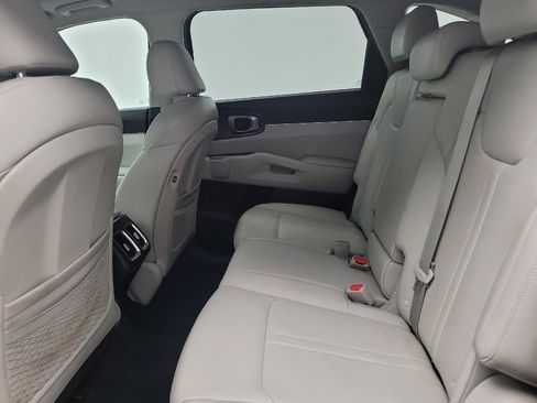 Used 2023 Kia Sorento S w/ Panoramic Sunroof Package FWD image 18
