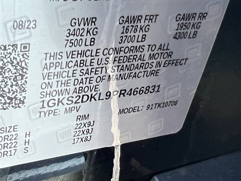 Used 2023 GMC Yukon Denali w/ LPO, Floor Liner Package image 14