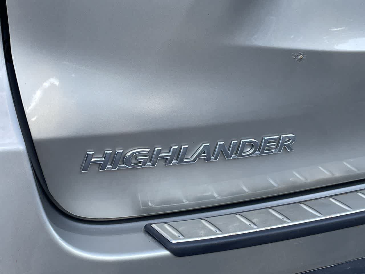 Used 2015 Toyota Highlander XLE AWD/4WD image 40
