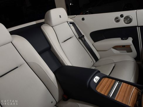 Certified 2020 Rolls-Royce Dawn image 27