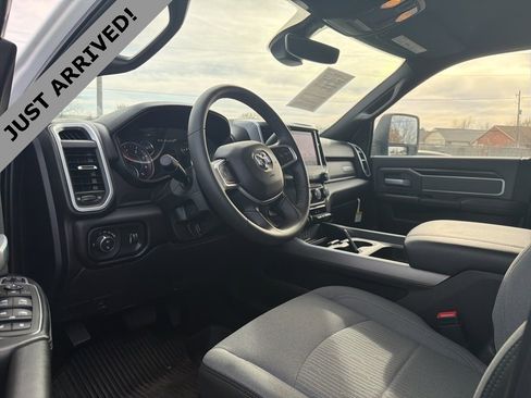 Used 2023 RAM 3500 Big Horn w/ Level 1 Equipment Group image 10