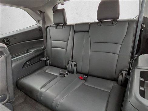 Used 2019 Honda Pilot Touring image 19