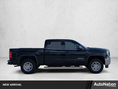 Used 2017 GMC Sierra 1500 SLE w/ SLE Value Package image 1