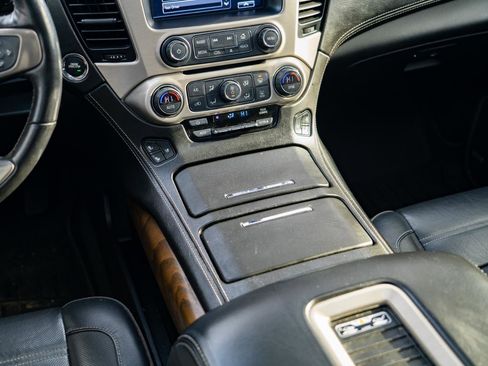 Used 2019 GMC Yukon Denali image 23
