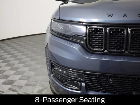 Used 2024 Jeep Wagoneer Series II AWD/4WD image 19