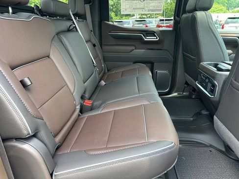 New 2026 GMC Sierra 1500 Denali w/ Denali Reserve Package AWD/4WD image 16