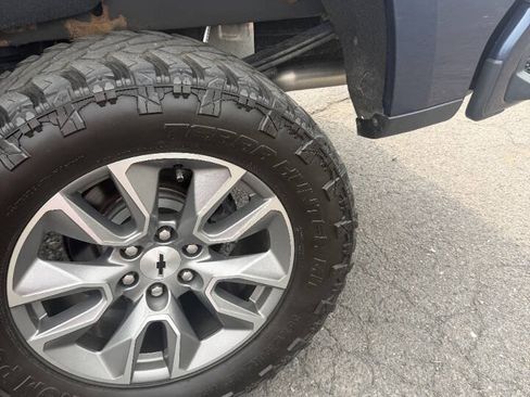 Used 2019 Chevrolet Silverado 1500 RST AWD/4WD image 19