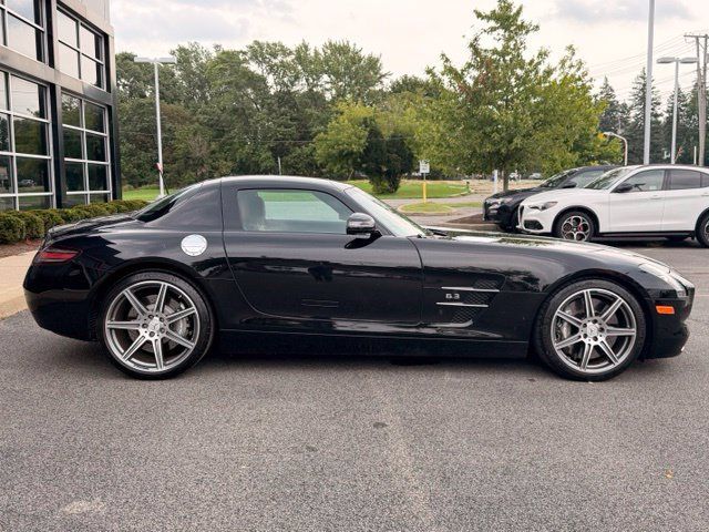 Used 2011 Mercedes-Benz SLS AMG Coupe image 10