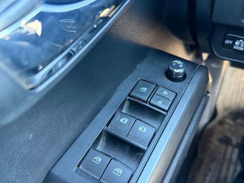 Used 2017 Toyota Tacoma TRD Pro image 16