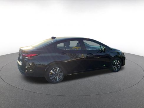 Used 2025 Nissan Versa SV image 15