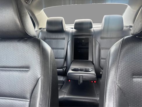 Used 2015 Volkswagen Jetta SE FWD image 17