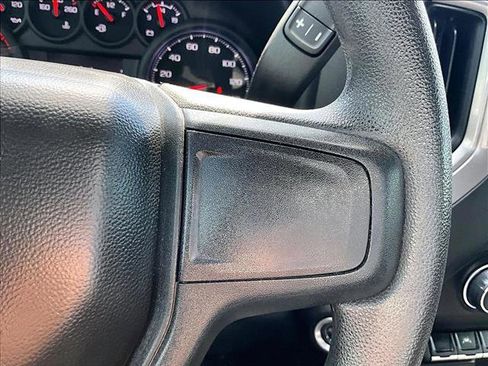 Used 2022 Chevrolet Silverado 1500 Custom image 17